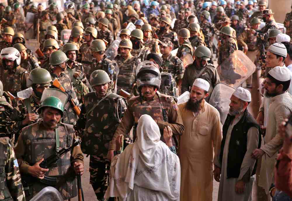 Curfew call in New Delhi after 20 die in sectarian clashes