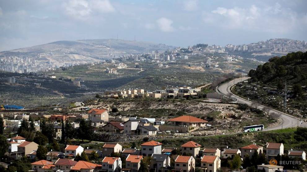 Israel's Netanyahu seeks settlers' votes with annexation pledge