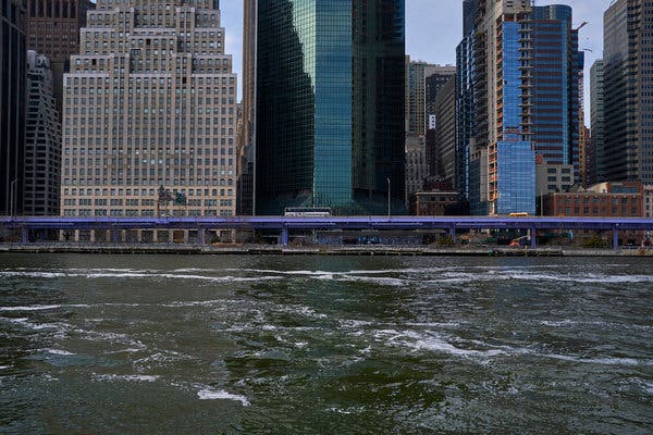 After Trump Mocks a Sea Wall in New York, Plan Is Abruptly Shelved
