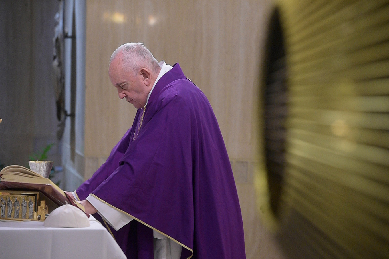 Pope postpones official audiences but working from residence: Vatican