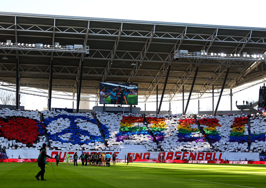 Leipzig apologise after kicking out Japanese fans from stadium