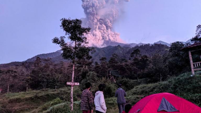 Indonesia shuts airport after Java volcano erupts