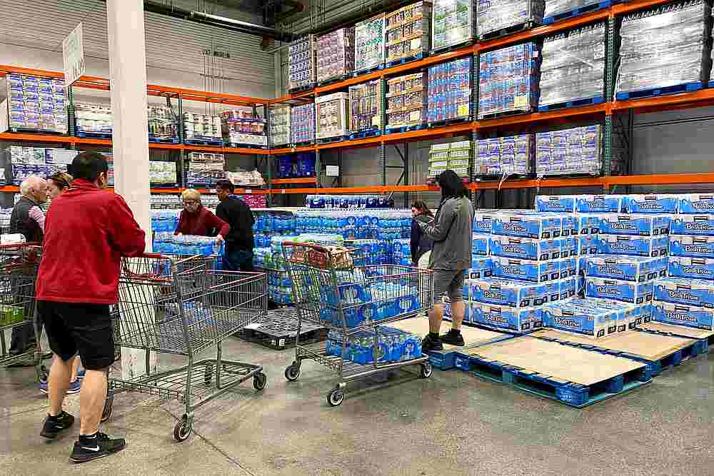 US health official warns on spread of Covid-19