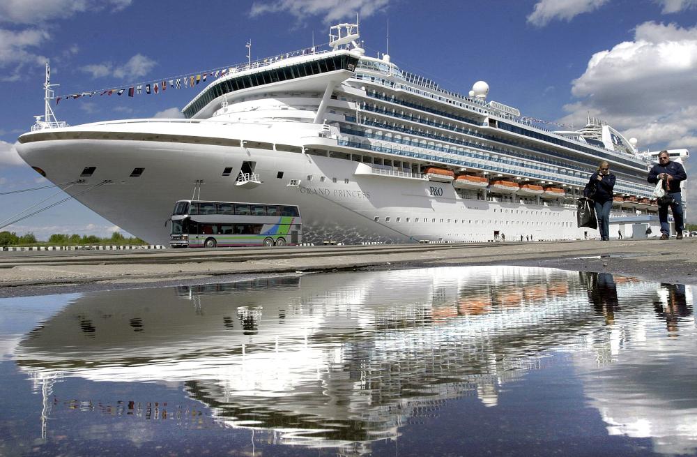 Operator: Virus-hit US cruise ship to dock in Oakland