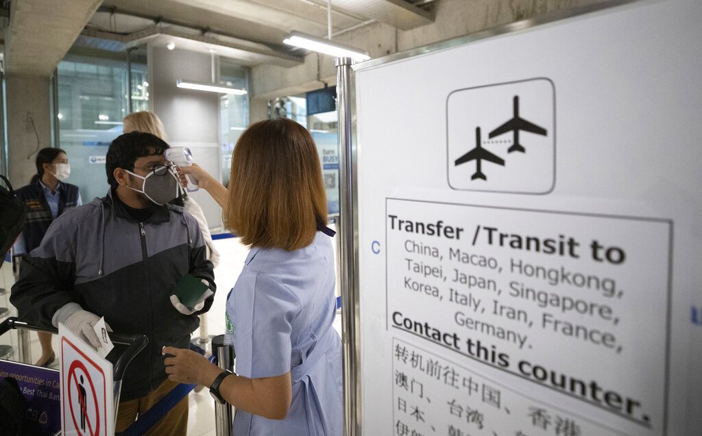 Thailand says visitors from virus-risk zones must self-quarantine