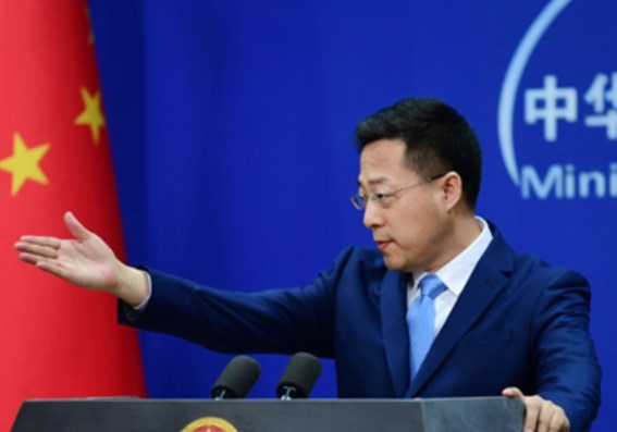 美逐中国记者凸显自由之伪善