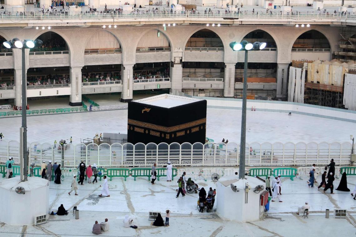 Saudi Arabia reopens Mecca, Medina holy sites after coronavirus closure