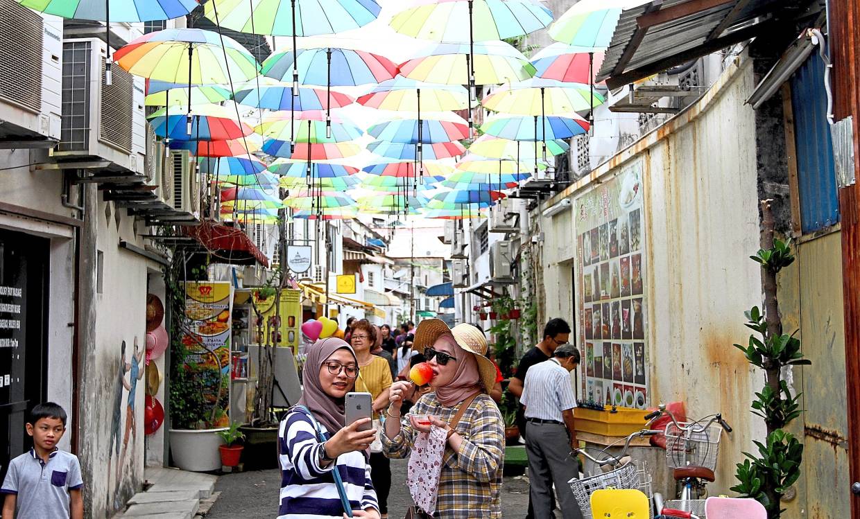 More insight into Peranakan life