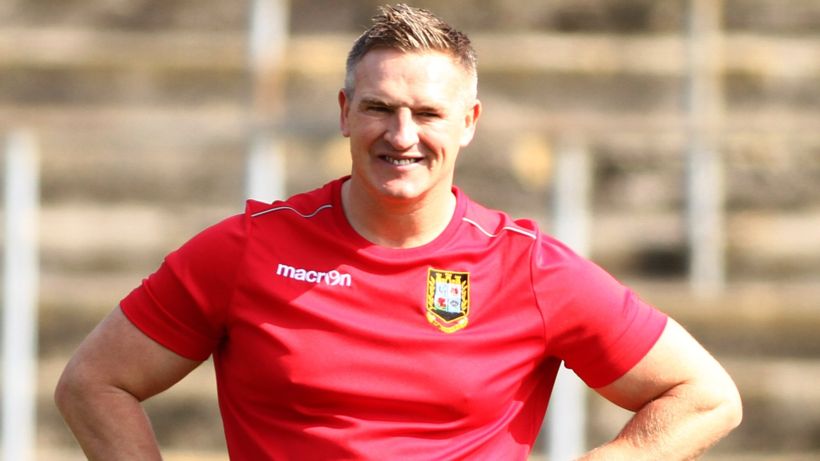 Matthew J Watkins: Ex-Wales centre dies at the age of 41