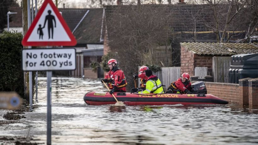Floods: Budget will double spending on defences, says Treasury