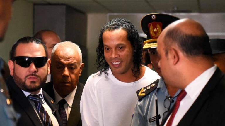 Detained Ronaldinho ‘did not know’ passport was fake, lawyer says