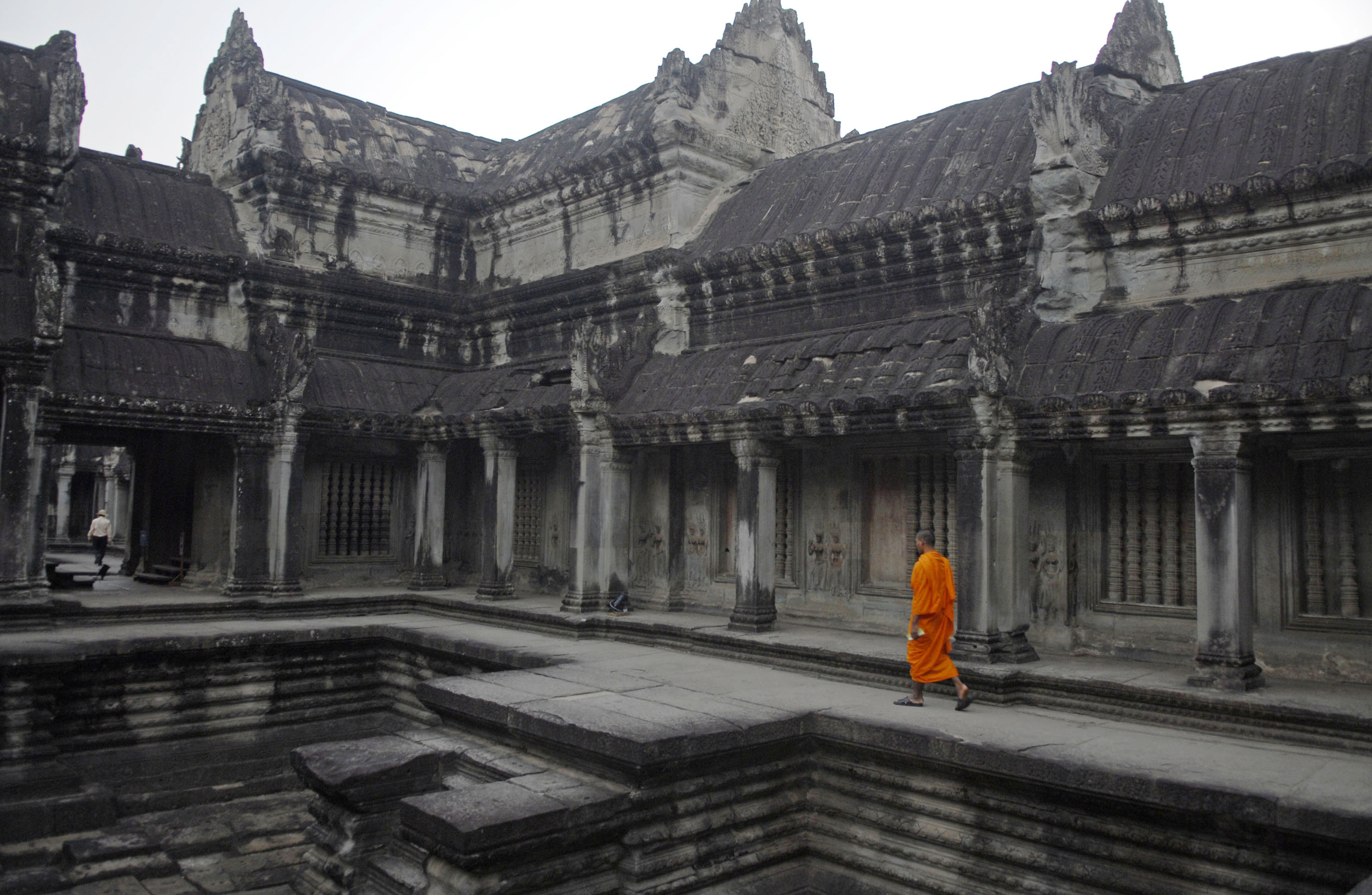 Visitors vanish from Asia’s most visited sites