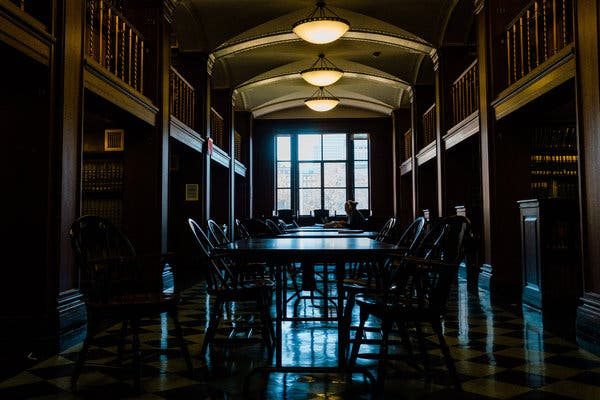 Rules Eased on Colleges Seeking to Close Their Campuses Amid Outbreak