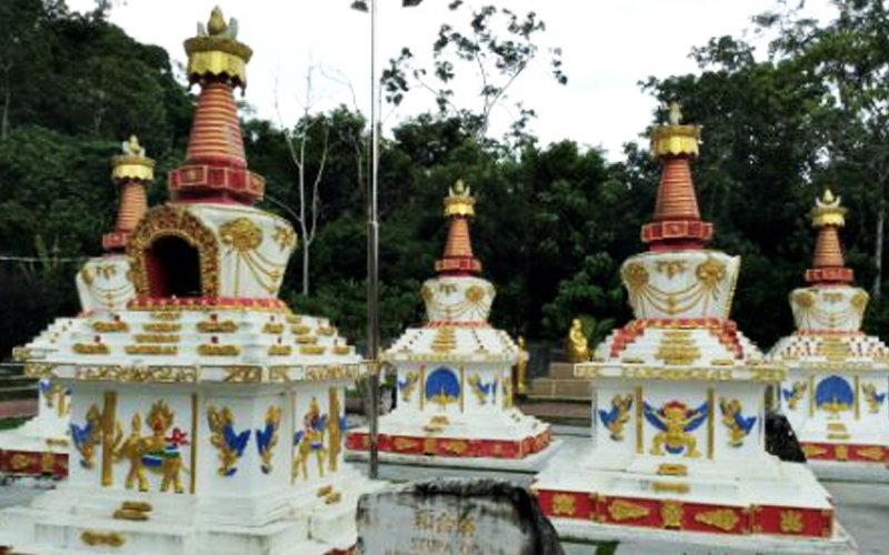 Wat Koh Wanararm, a tranquil Thai Buddhist temple in Langkawi