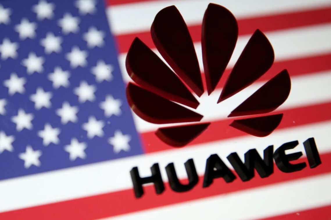 US lawmakers seek to curb Huawei's access to American banks