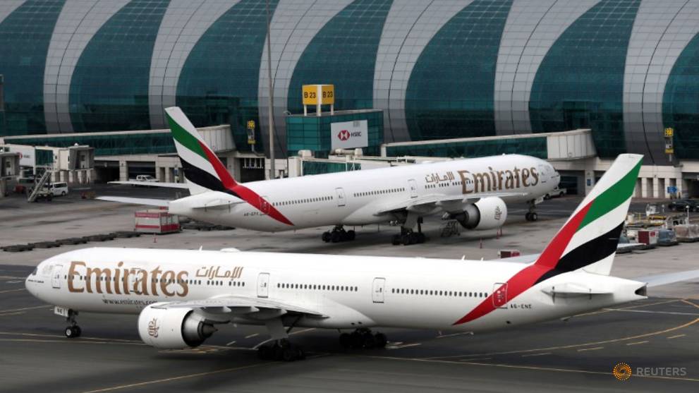 Emirates stopping nearly all passenger flights, slash wages