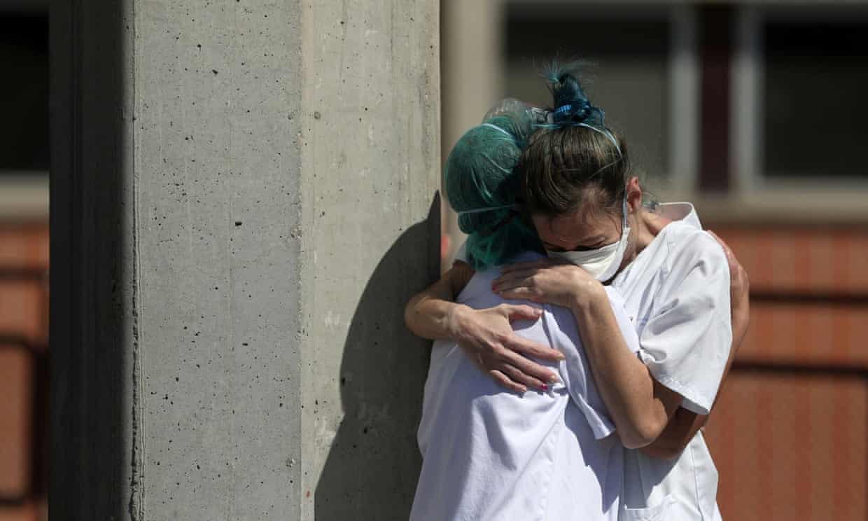 Spain defends response to coronavirus as global cases exceed 500,000