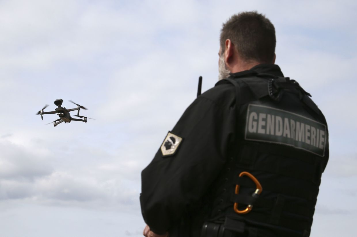 Covid-19: France police turn to drones to help ensure virus confinement