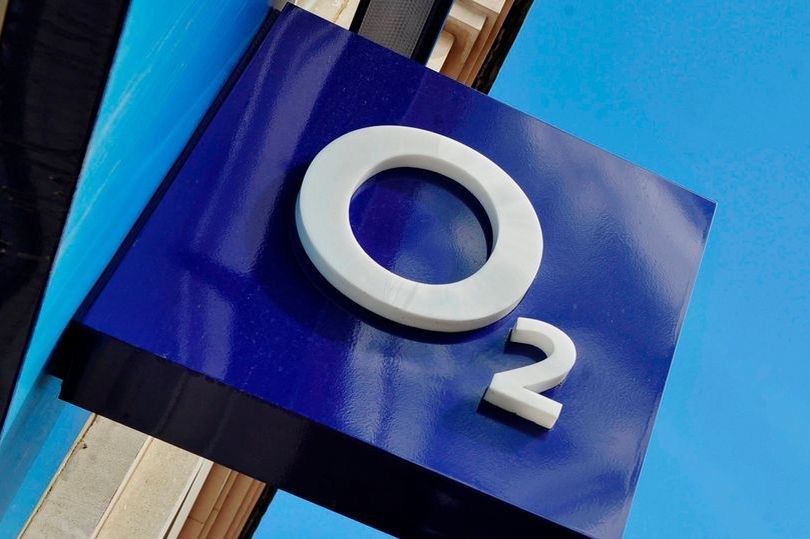 O2 scraps data charges for mental health and financial support websites