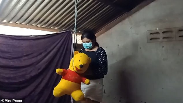 Girl, 14, hangs her one-year-old baby 'because she wanted to spend time with her friends' in Thailand