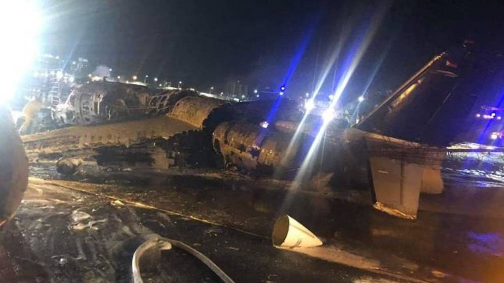 Eight killed after medical evacuation plane crashes in Manila's Ninoy Aquino International Airport