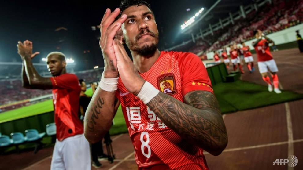 Paulinho among footballers stranded by China's COVID-19 lock-out