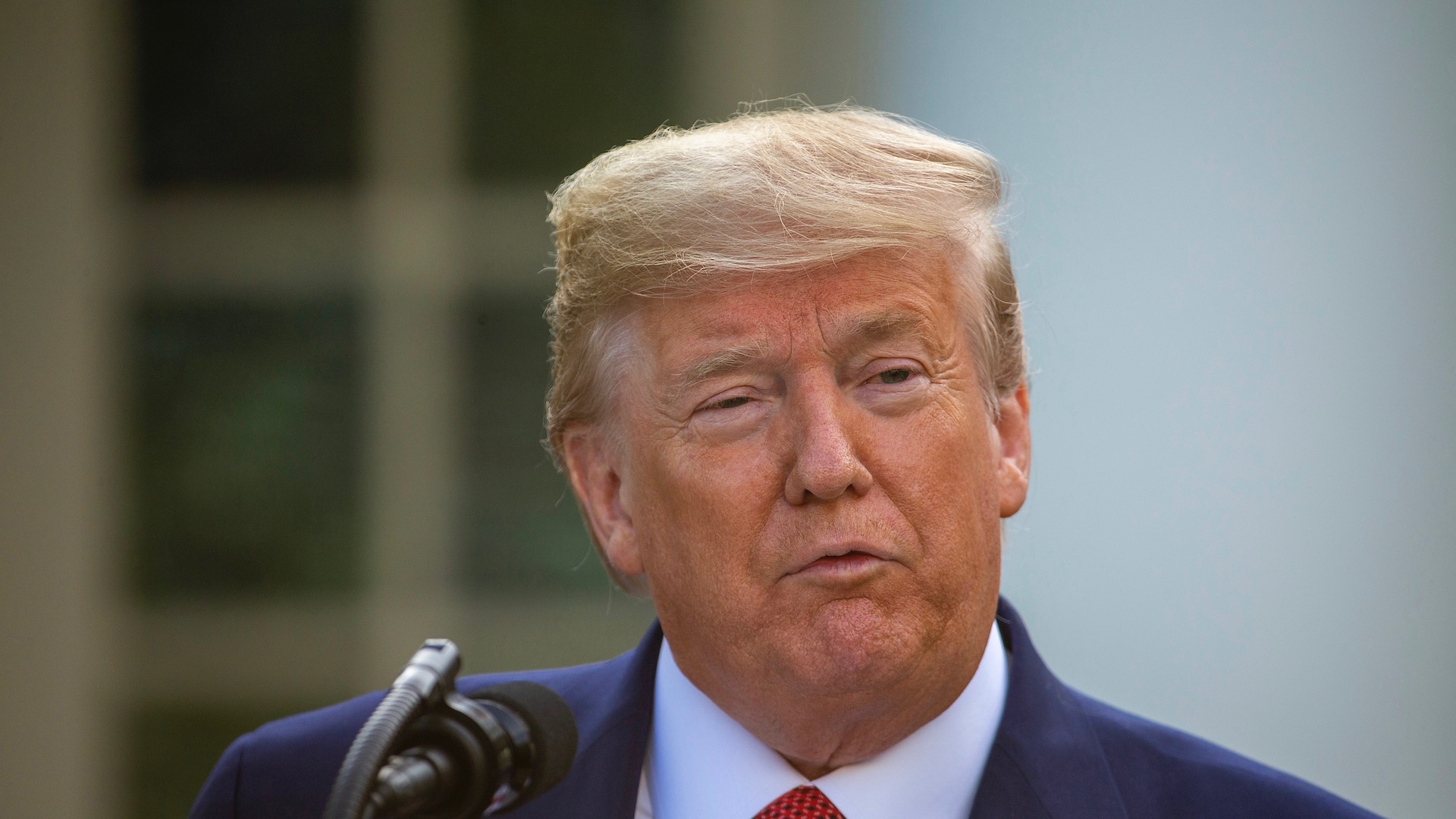 Trump Suggests New York Hospital Workers Are Stealing Face Masks