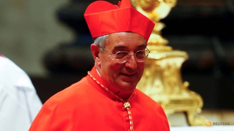 Senior Italian cardinal, papal vicar for Rome, has coronavirus