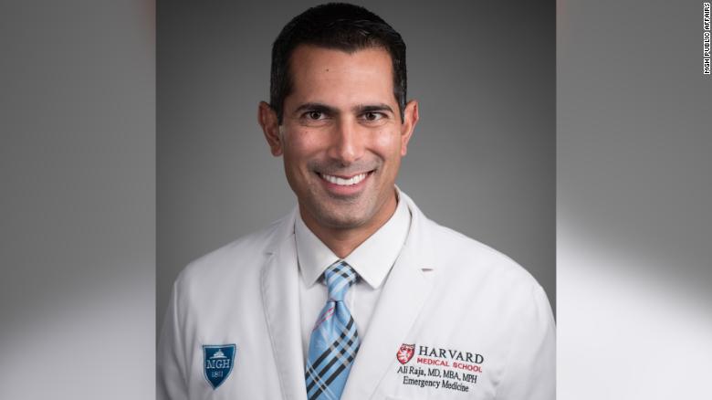 Doctors turn to Twitter and TikTok to share coronavirus news