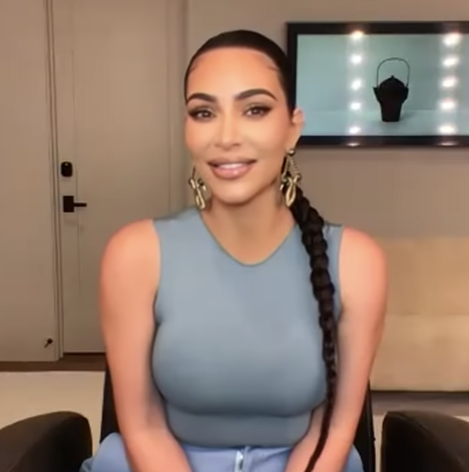 Kylie Jenner Is Stepping In As Kim Kardashian Wests New Makeup Artist While Social Distancing