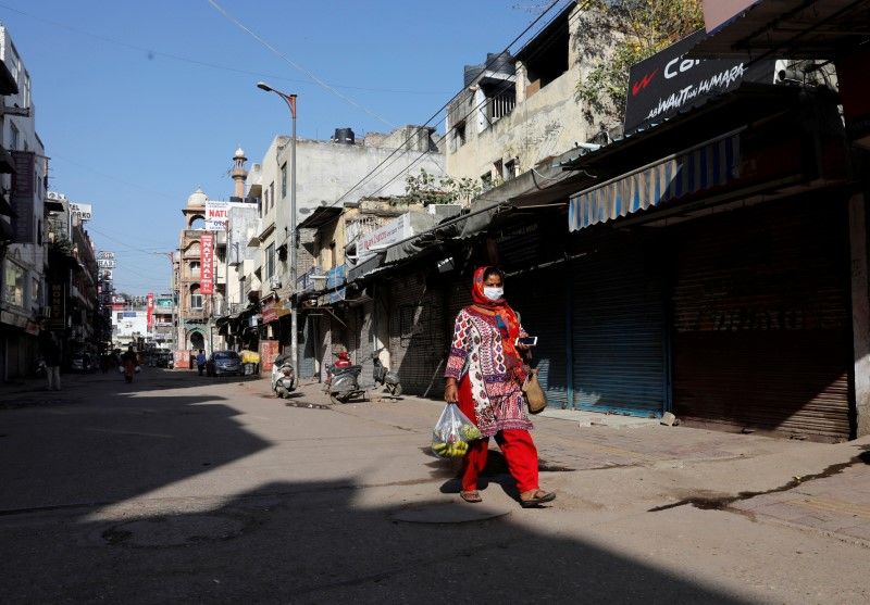India's farmers face shortage of harvest labour amid coronavirus lockdown