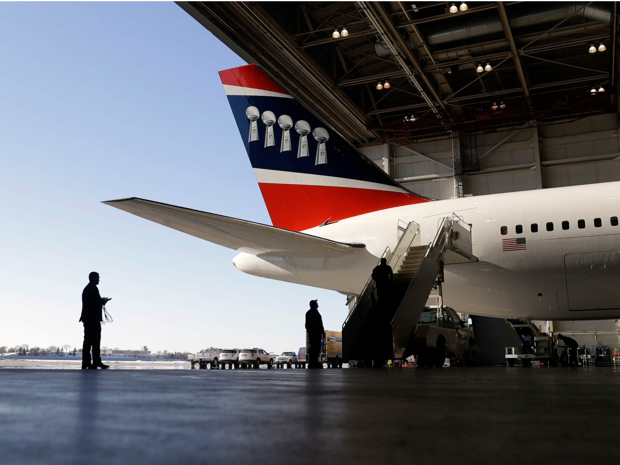 The New England Patriots’ Boeing 767 private jet just flew 1.2 million N95 face masks from China to Boston. Take a closer look at the team plane.