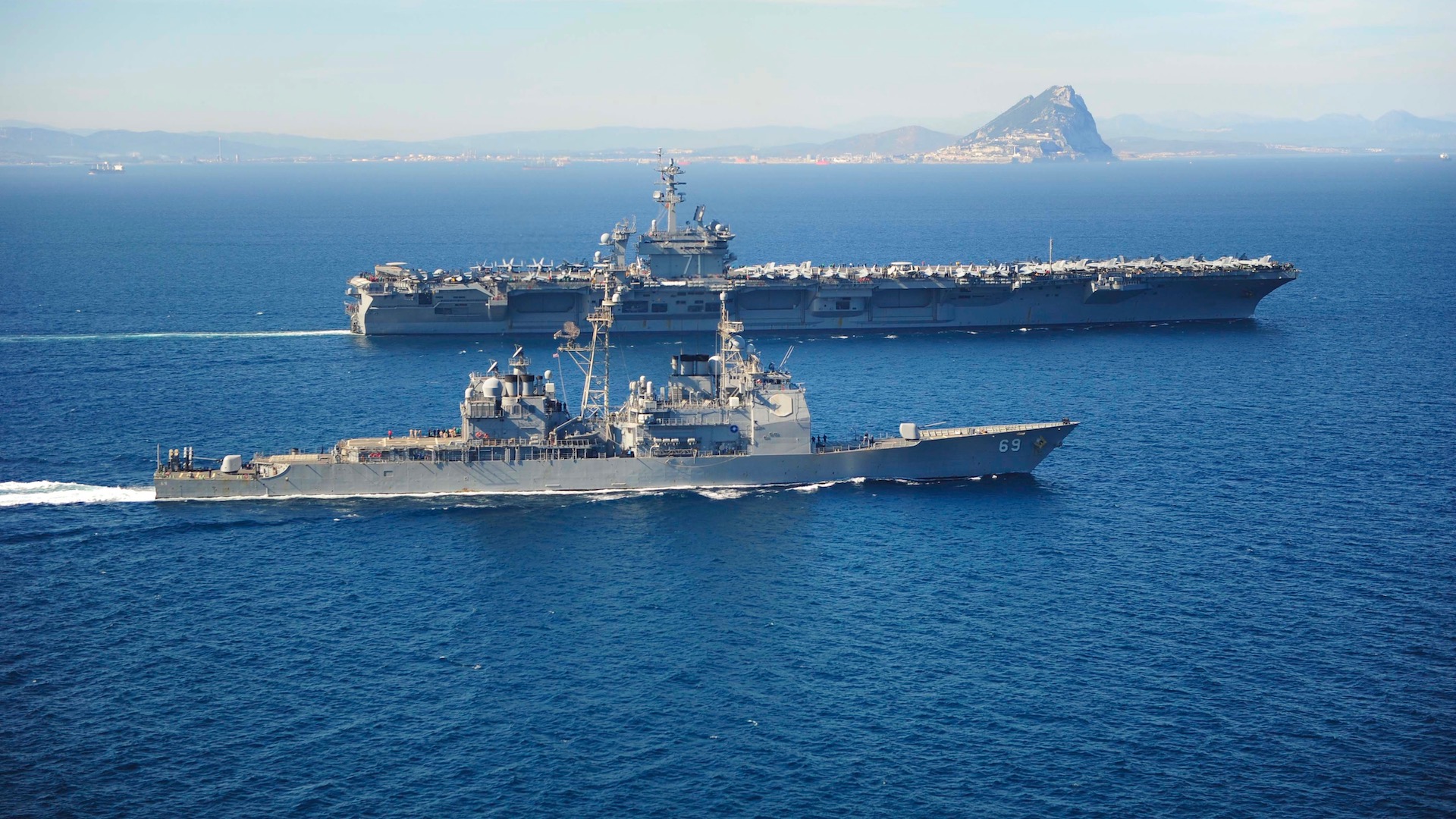 US Navy Commander Relieved of Duty After Raising Concerns Over COVID-19 on Ship