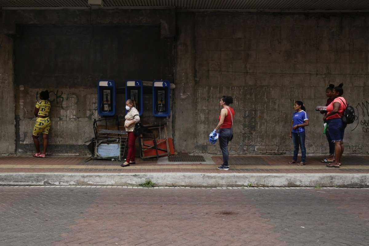 Coronavirus: Panama’s lockdown rules stoke fears of discrimination in the transgender community