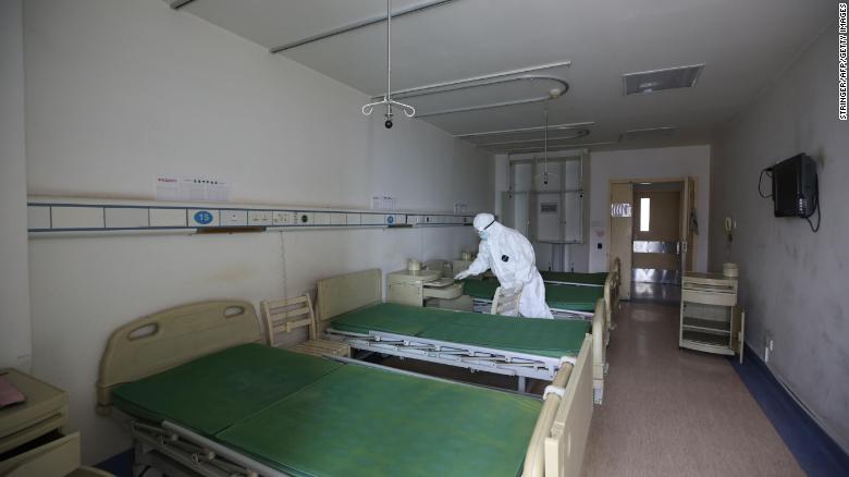 FDA changes course and allows China's KN95 mask to be used in US