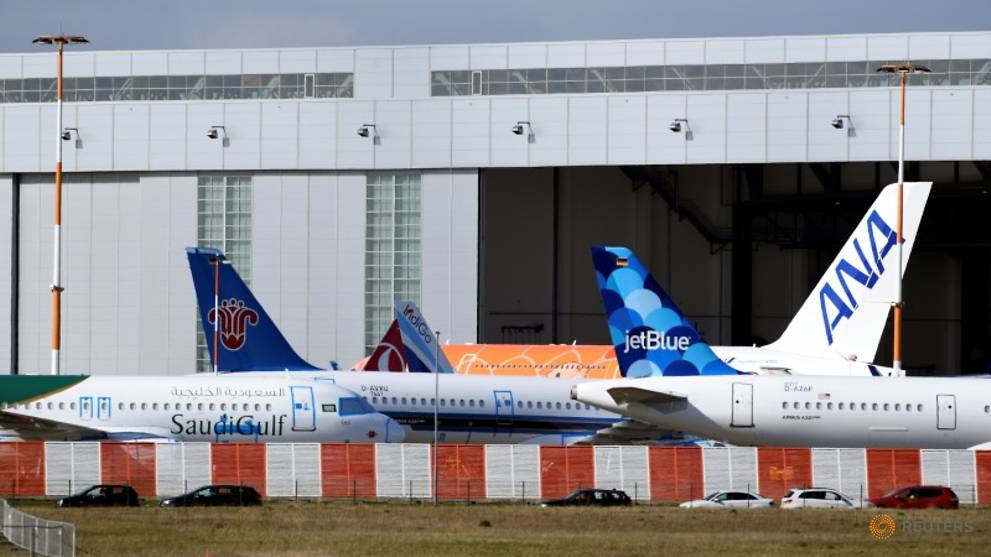 UK group calls for grounded planes to be used as intensive care wards