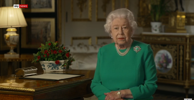 68年第四次！英女王发表“危机演讲”：英国人面临混乱、悲痛和经济难关