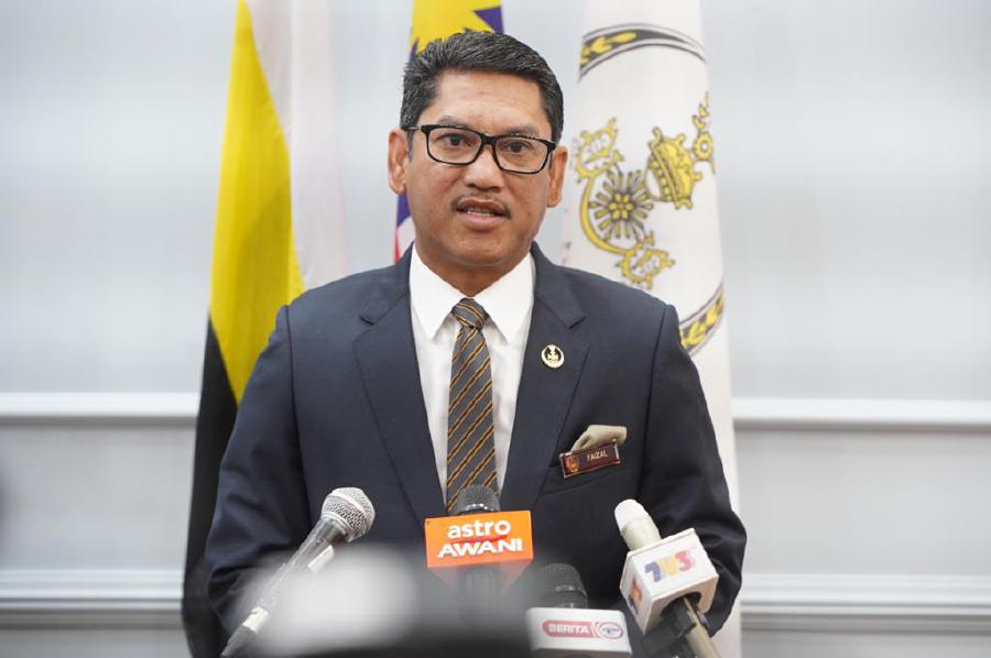 Perak MB unveils new excos' portfolios
