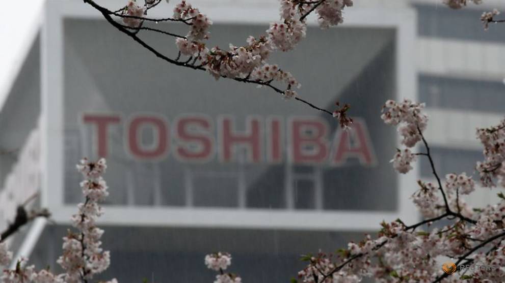 Toshiba should sell stake in ex-chip unit at IPO, says HK activist fund in letter