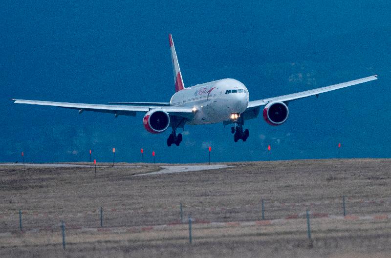 航班大量取消· 航空公司“不务正业”