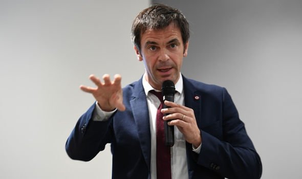 Emmanuel Macron crisis: Just 36 percent trust French president on coronavirus