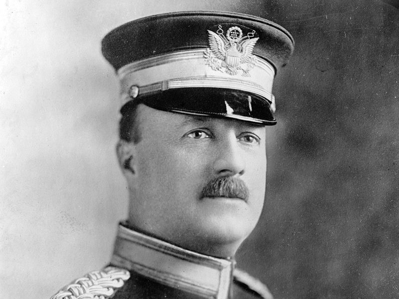12 famous people who died on the Titanic — and 11 who survived