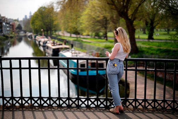 UK weather forecast: Brits urged to avoid beaches as Easter heatwave brings 24C highs