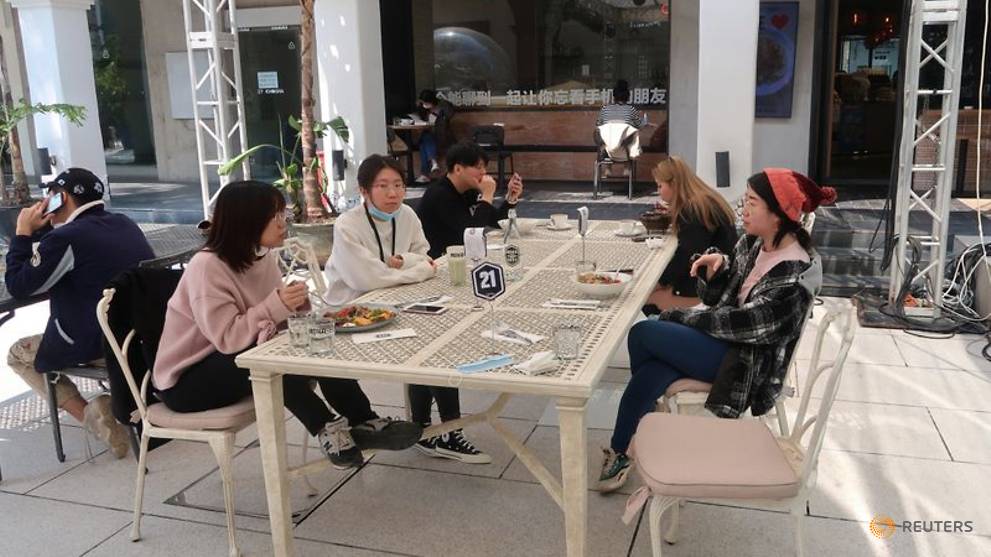 COVID-19 'new reality' bites deep into Beijing eatery chain
