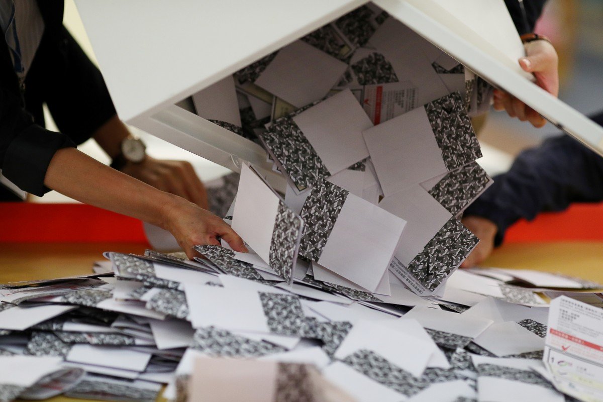 Appeal court reinstates ban on Hong Kong government making electoral registers public