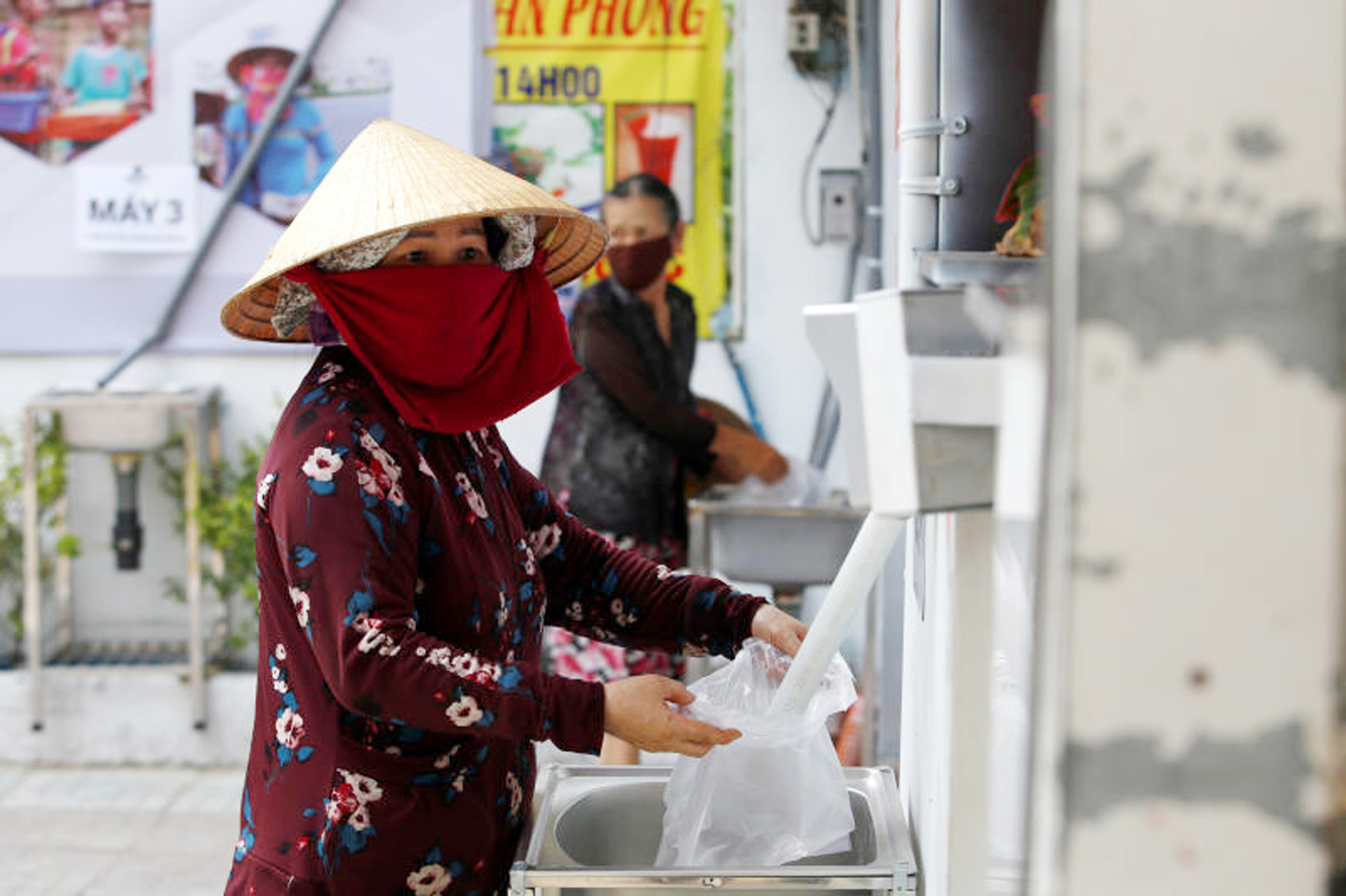 越南企业家发明「大米ATM」