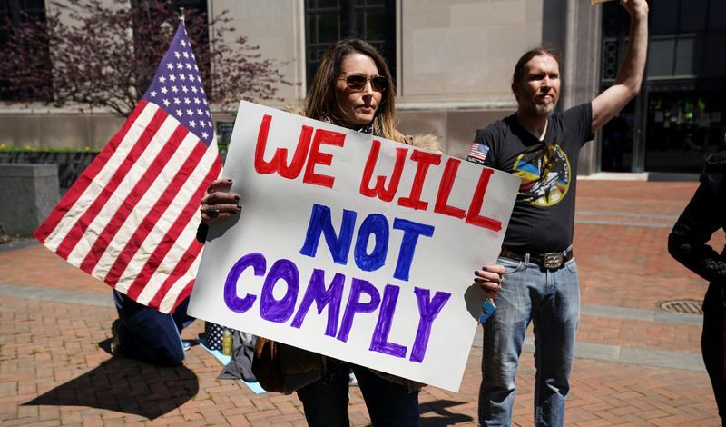 Scattered protests push back on U.S. Coronavirus stay-at-home orders
