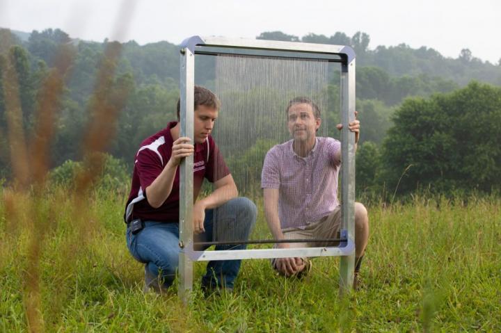 Virginia Tech's fog harp harvests water even in the lightest fog