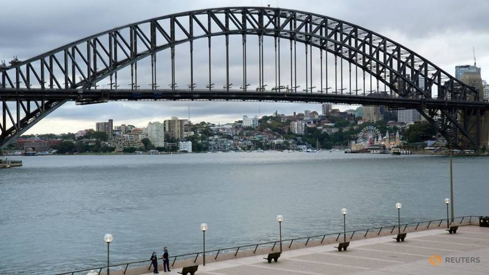 Australia sees 3 more coronavirus deaths as government urges app installation