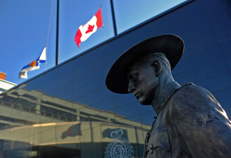 At least 13 killed in Canada rampage, suspect dead